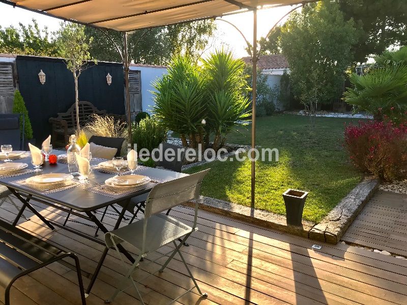 Photo 9 : TERRASSE d'une maison située à Saint-Martin-de-Ré, île de Ré.