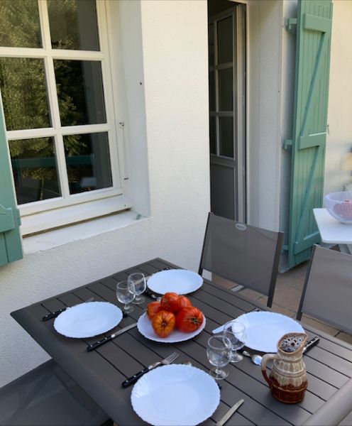 Photo 5 : TERRASSE d'une maison située à Rivedoux-Plage, île de Ré.