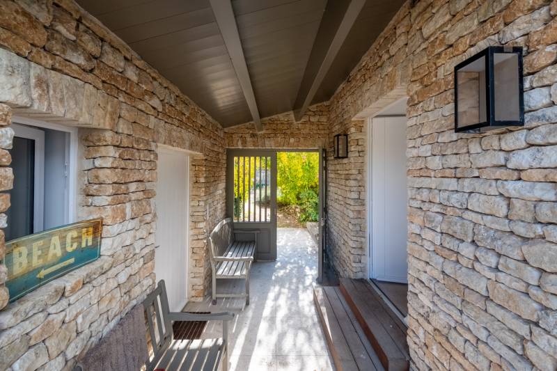 Photo 6 : EXTERIEUR d'une maison située à Les Portes-en-Ré, île de Ré.