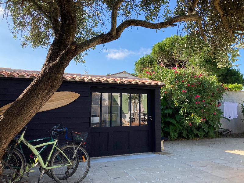 Photo 1 : EXTERIEUR d'une maison située à La Couarde-sur-mer, île de Ré.