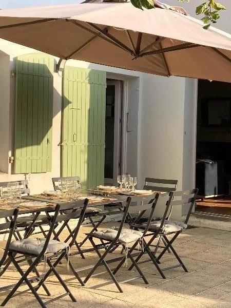 Photo 4 : TERRASSE d'une maison située à La Couarde-sur-mer, île de Ré.