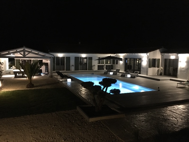 Photo 7 : EXTERIEUR d'une maison située à La Flotte, île de Ré.