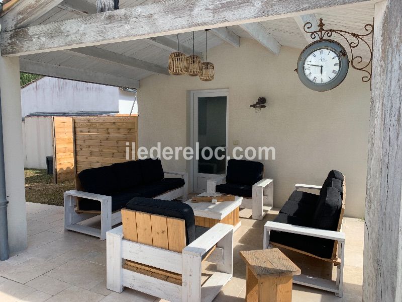 Photo 8 : TERRASSE d'une maison située à La Couarde-sur-mer, île de Ré.