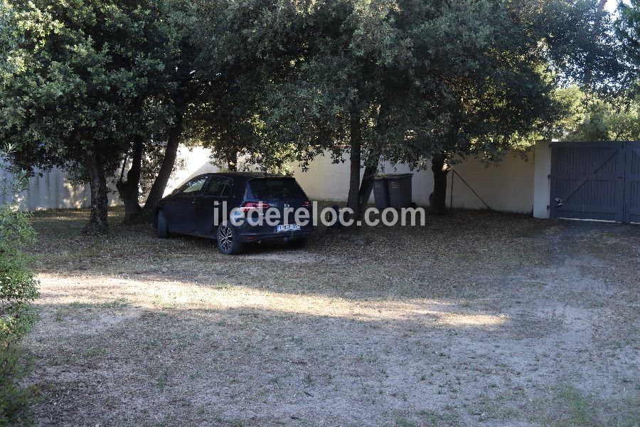 Photo 12 : JARDIN d'une maison située à La Couarde-sur-mer, île de Ré.