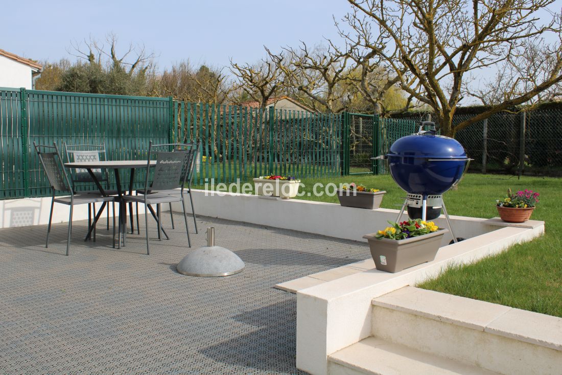 Photo 4 : TERRASSE d'une maison située à Le Bois-Plage-en-Ré, île de Ré.