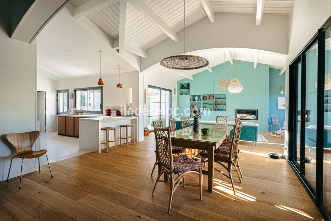 Photo 20 : SEJOUR d'une maison située à Sainte-Marie-de-Ré, île de Ré.