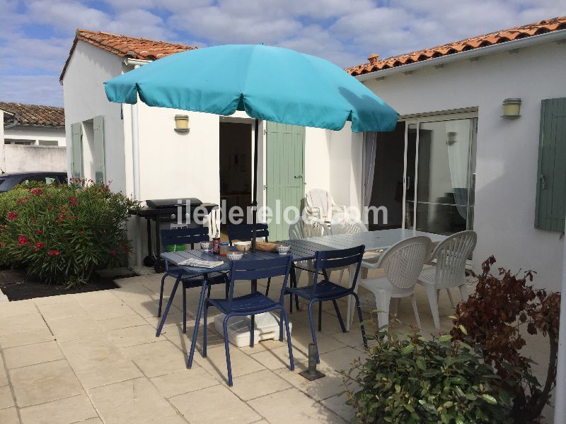 Photo 12 : TERRASSE d'une maison située à Sainte-Marie-de-Ré, île de Ré.