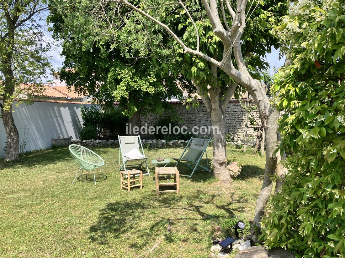 Photo 4 : JARDIN d'une maison située à Sainte-Marie-de-Ré, île de Ré.
