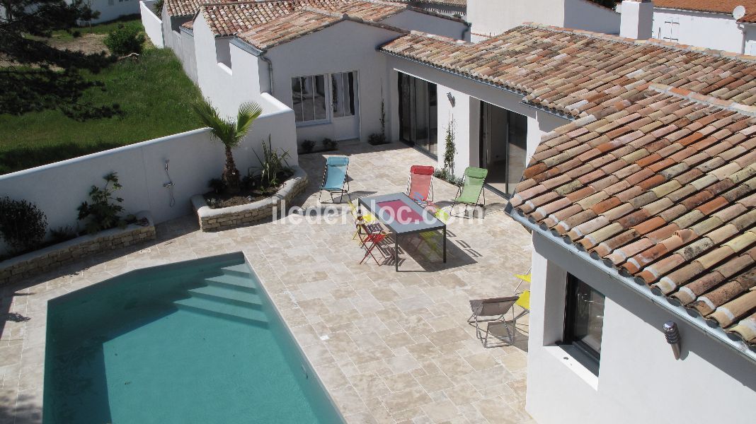 Photo 1 : EXTERIEUR d'une maison située à La Couarde-sur-mer, île de Ré.