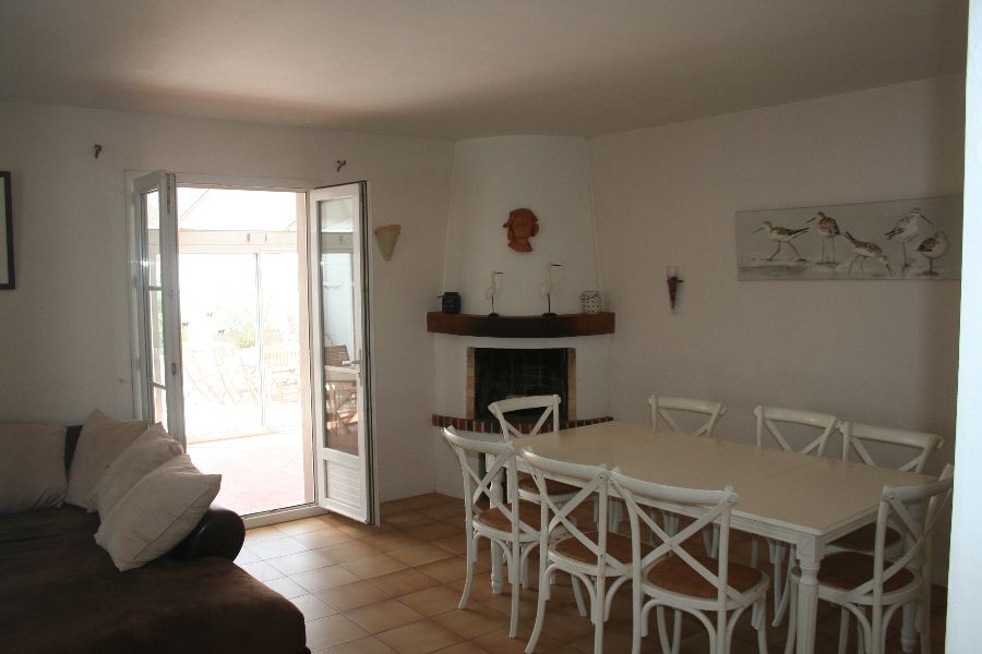 Photo 8 : SEJOUR d'une maison située à Saint-Clement, île de Ré.