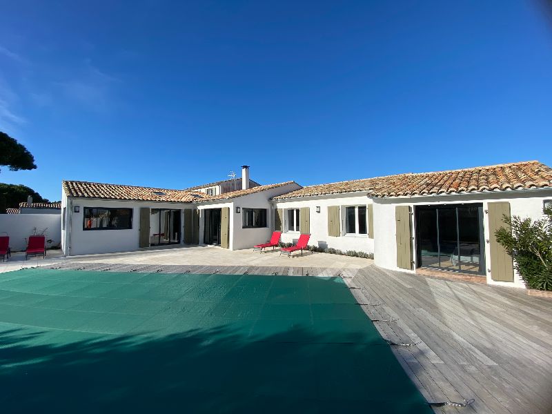 Photo 13 : EXTERIEUR d'une maison située à La Couarde-sur-mer, île de Ré.