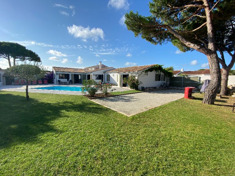 Photo 1 : NC d'une maison située à La Couarde-sur-mer, île de Ré.