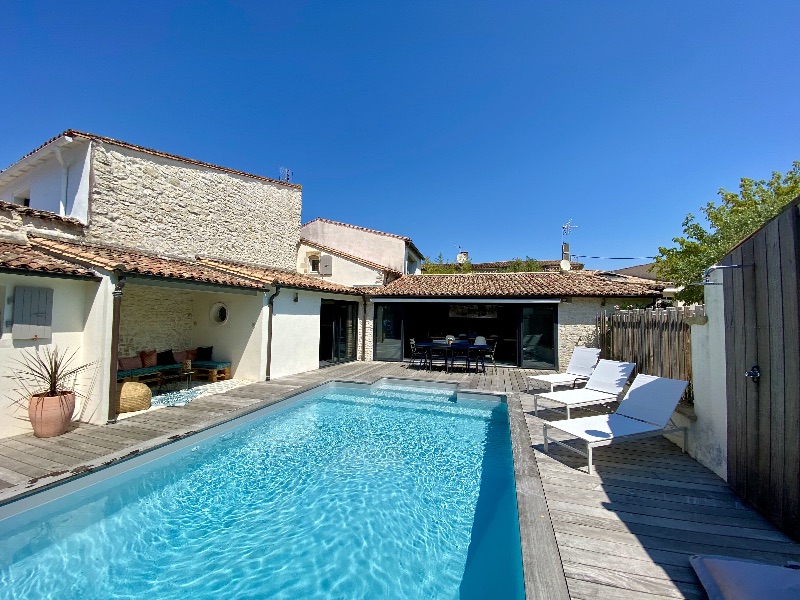 Photo 2 : EXTERIEUR d'une maison située à Le Bois-Plage-en-Ré, île de Ré.