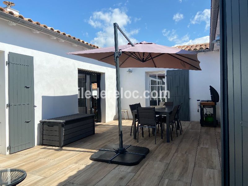 Photo 9 : PATIO d'une maison située à La Flotte-en-Ré, île de Ré.