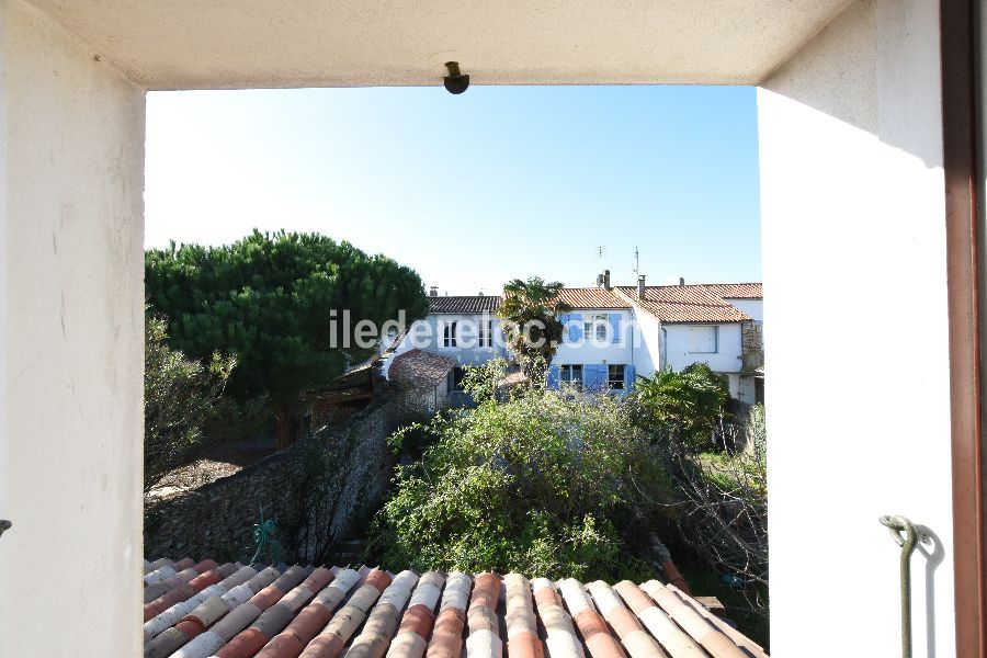 Photo 11 : EXTERIEUR d'une maison située à La Couarde, île de Ré.