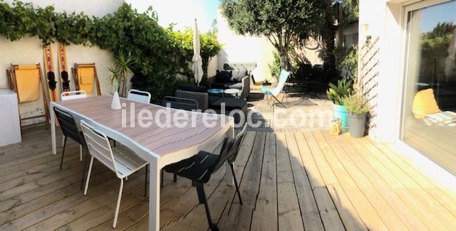 Photo 16 : TERRASSE d'une maison située à La Couarde-sur-mer, île de Ré.