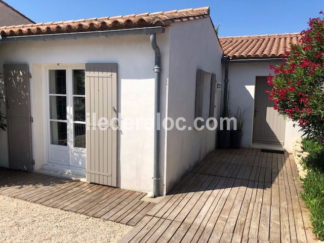 Photo 27 : EXTERIEUR d'une maison située à La Couarde-sur-mer, île de Ré.