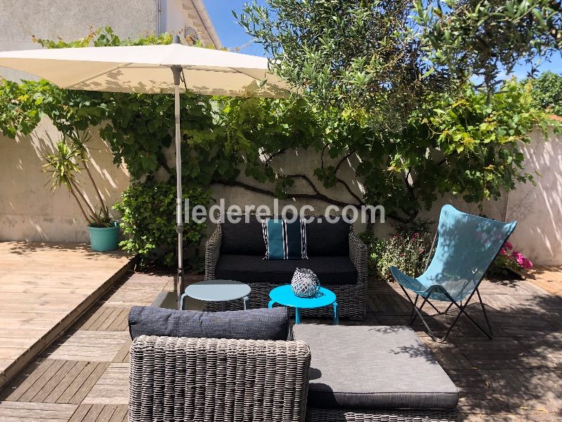 Photo 20 : JARDIN d'une maison située à La Couarde-sur-mer, île de Ré.