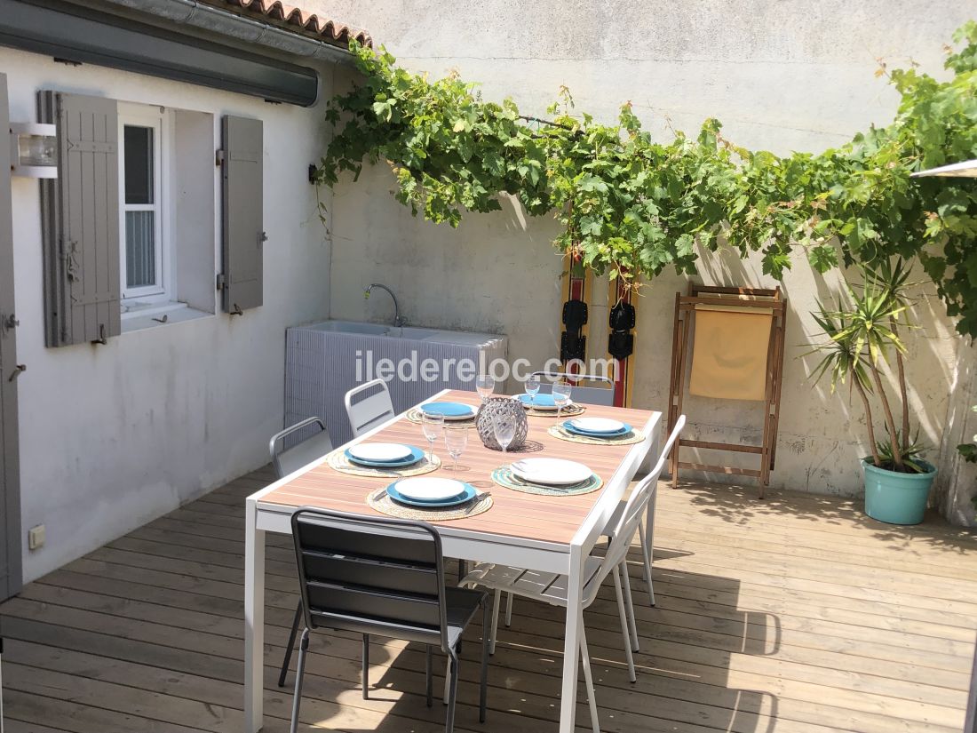 Photo 18 : JARDIN d'une maison située à La Couarde-sur-mer, île de Ré.