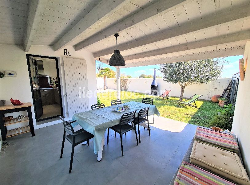 Photo 22 : PATIO d'une maison située à La Couarde, île de Ré.