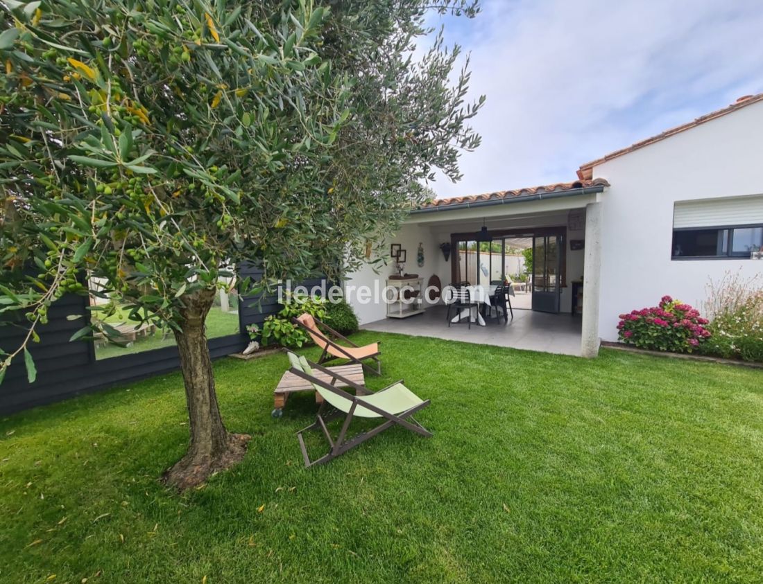 Photo 24 : JARDIN d'une maison située à La Couarde, île de Ré.