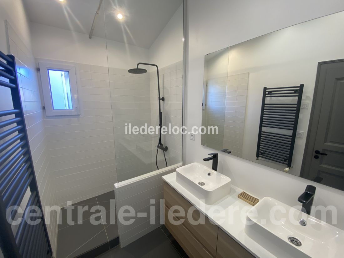 Photo 22 : NC d'une maison située à La Couarde-sur-mer, île de Ré.