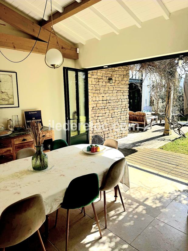 Photo 15 : SEJOUR d'une maison situ&eacute;e &agrave; La Couarde-sur-mer, &icirc;le de R&eacute;.
