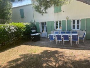 Ile de Ré: - maison 10 couch dans resid. securisée