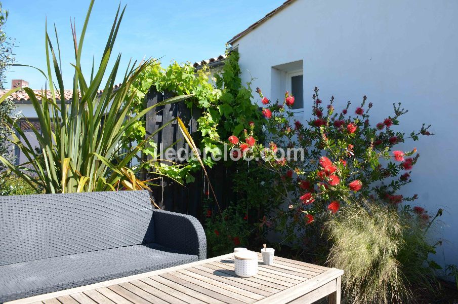 Photo 19 : JARDIN d'une maison située à Sainte-Marie-de-Ré, île de Ré.