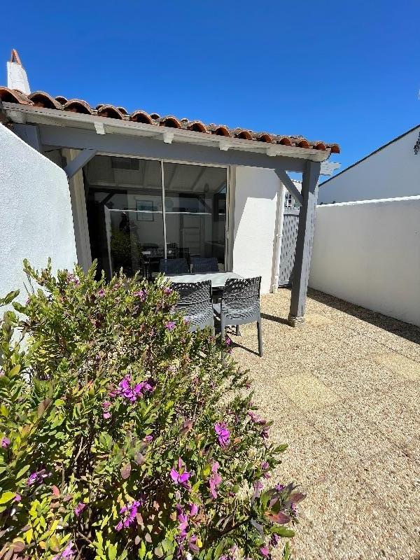 Photo 8 : PATIO d'une maison située à La Flotte-en-Ré, île de Ré.