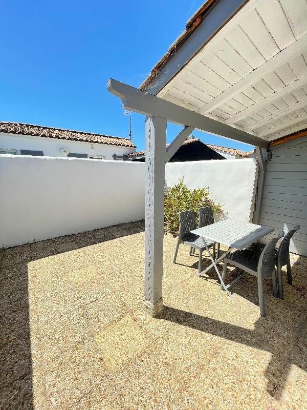 Photo 10 : PATIO d'une maison située à La Flotte-en-Ré, île de Ré.