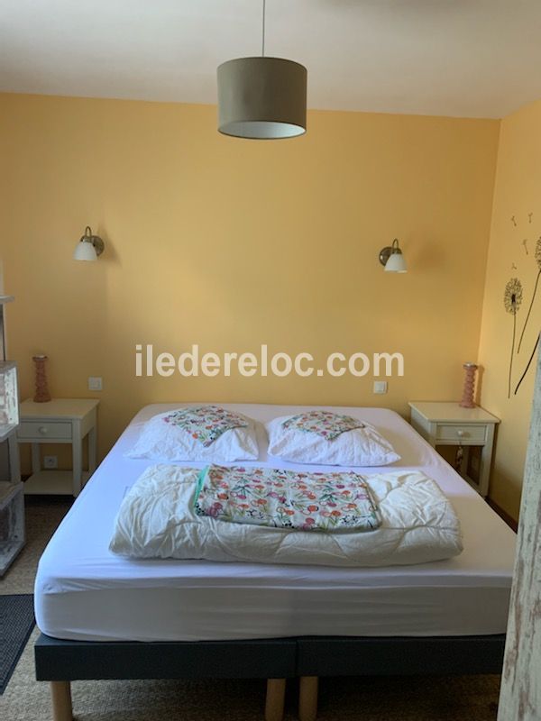 Photo 21 : CHAMBRE d'une maison situ&eacute;e &agrave; Saint-Cl&eacute;ment-des-Baleines, &icirc;le de R&eacute;.