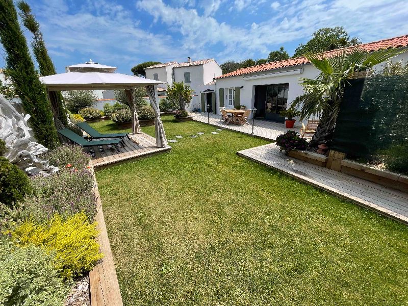 Photo 1 : NC d'une maison située à Loix, île de Ré.