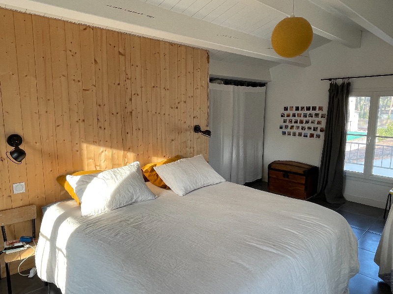 Photo 33 : CHAMBRE d'une maison située à La Couarde-sur-mer, île de Ré.