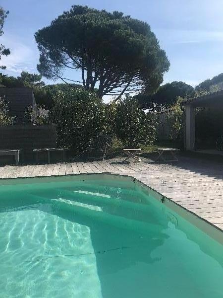 Photo 17 :  d'une maison située à La Couarde-sur-mer, île de Ré.