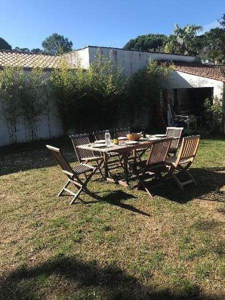 Photo 43 : JARDIN d'une maison située à La Couarde-sur-mer, île de Ré.