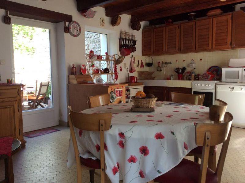 Photo 4 : SEJOUR d'une maison située à Sainte-Marie, île de Ré.