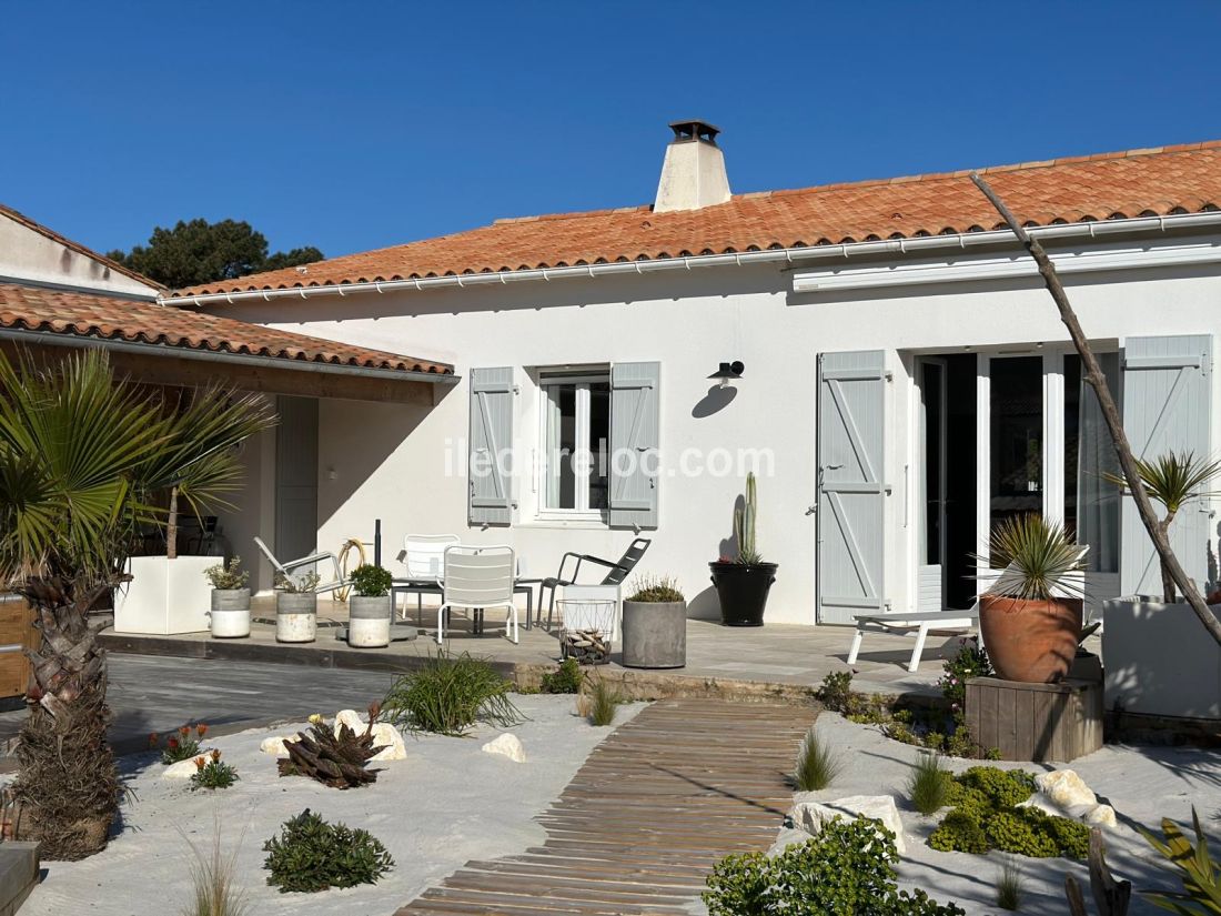 Photo 11 : NC d'une maison situ&eacute;e &agrave; Ars en R&eacute;, &icirc;le de R&eacute;.