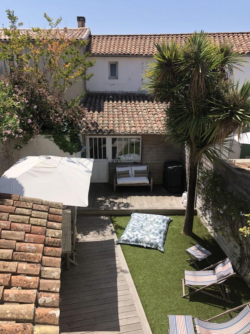 Photo 14 : EXTERIEUR d'une maison située à La Couarde-sur-mer, île de Ré.