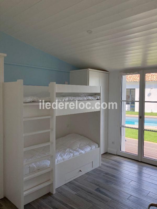 Photo 15 : CHAMBRE d'une maison située à Le Bois-Plage-en-Ré, île de Ré.