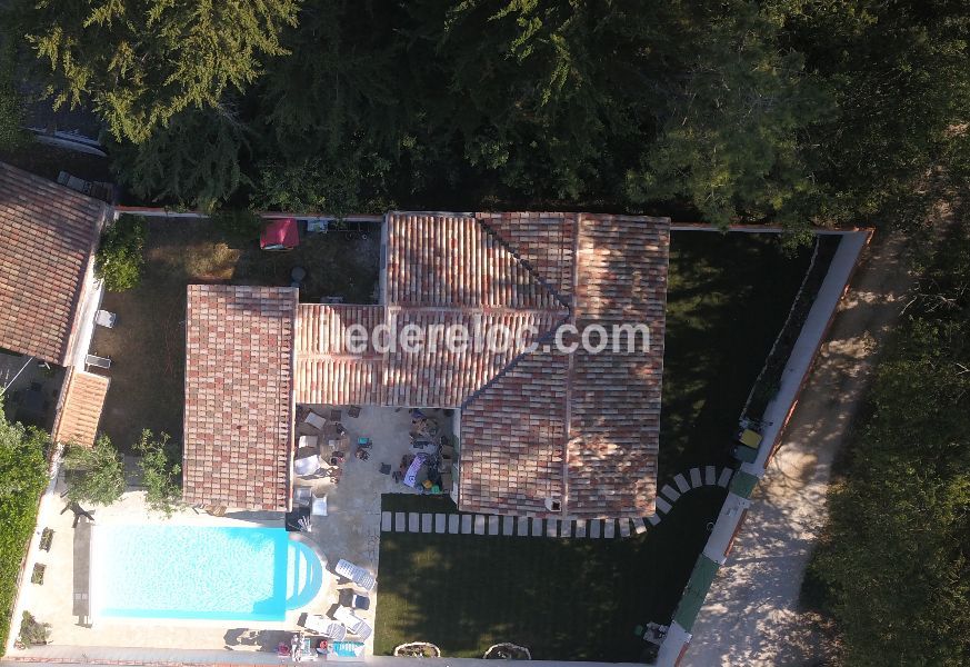 Photo 38 : EXTERIEUR d'une maison située à Le Bois-Plage-en-Ré, île de Ré.