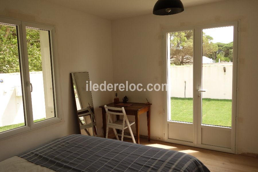 Photo 27 : CHAMBRE d'une maison située à Le Bois-Plage-en-Ré, île de Ré.