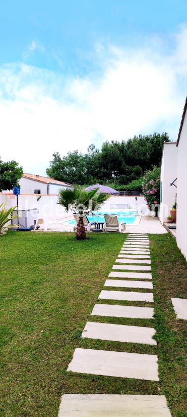 Photo 5 : ENTREE d'une maison située à Le Bois-Plage-en-Ré, île de Ré.