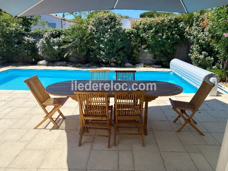 Photo 3 : TERRASSE d'une maison située à Le Bois-Plage-en-Ré, île de Ré.