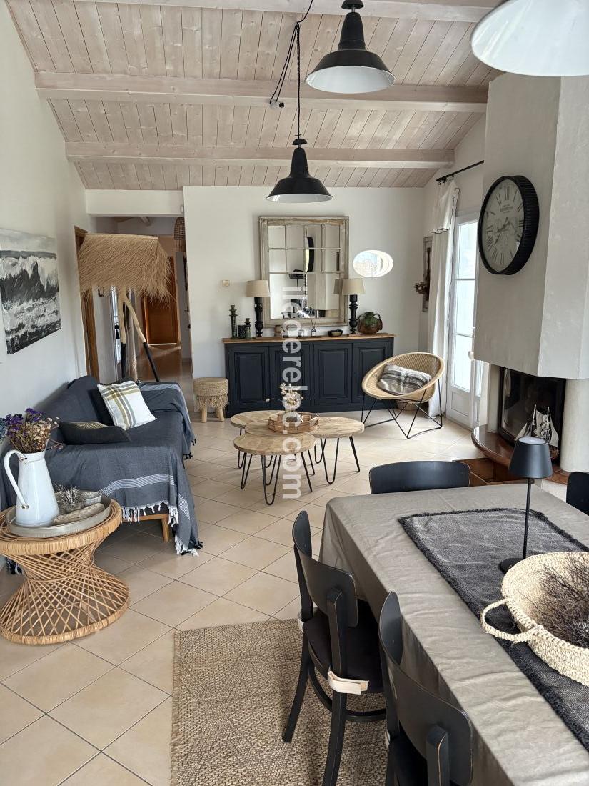 Photo 16 : SEJOUR d'une maison située à Le Bois-Plage-en-Ré, île de Ré.