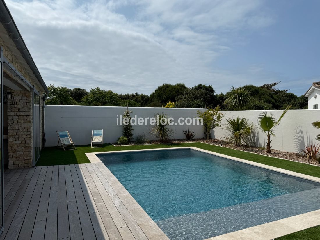 Photo 5 : PISCINE d'une maison située à Sainte-Marie-de-Ré, île de Ré.