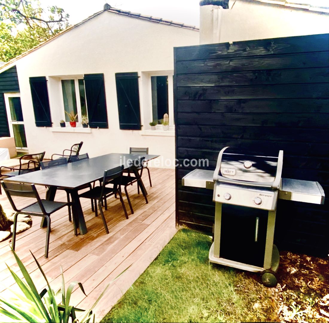 Photo 55 : TERRASSE d'une maison située à Le Bois-Plage-en-Ré, île de Ré.