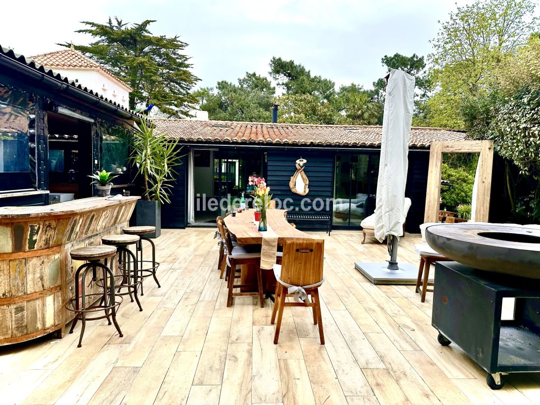 Photo 48 : TERRASSE d'une maison située à Le Bois-Plage-en-Ré, île de Ré.