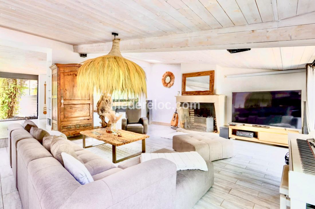 Photo 14 : SEJOUR d'une maison située à Le Bois-Plage-en-Ré, île de Ré.