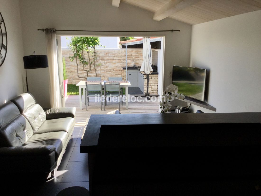 Photo 15 : SEJOUR d'une maison situ&eacute;e &agrave; Le Bois-Plage-en-R&eacute;, &icirc;le de R&eacute;.
